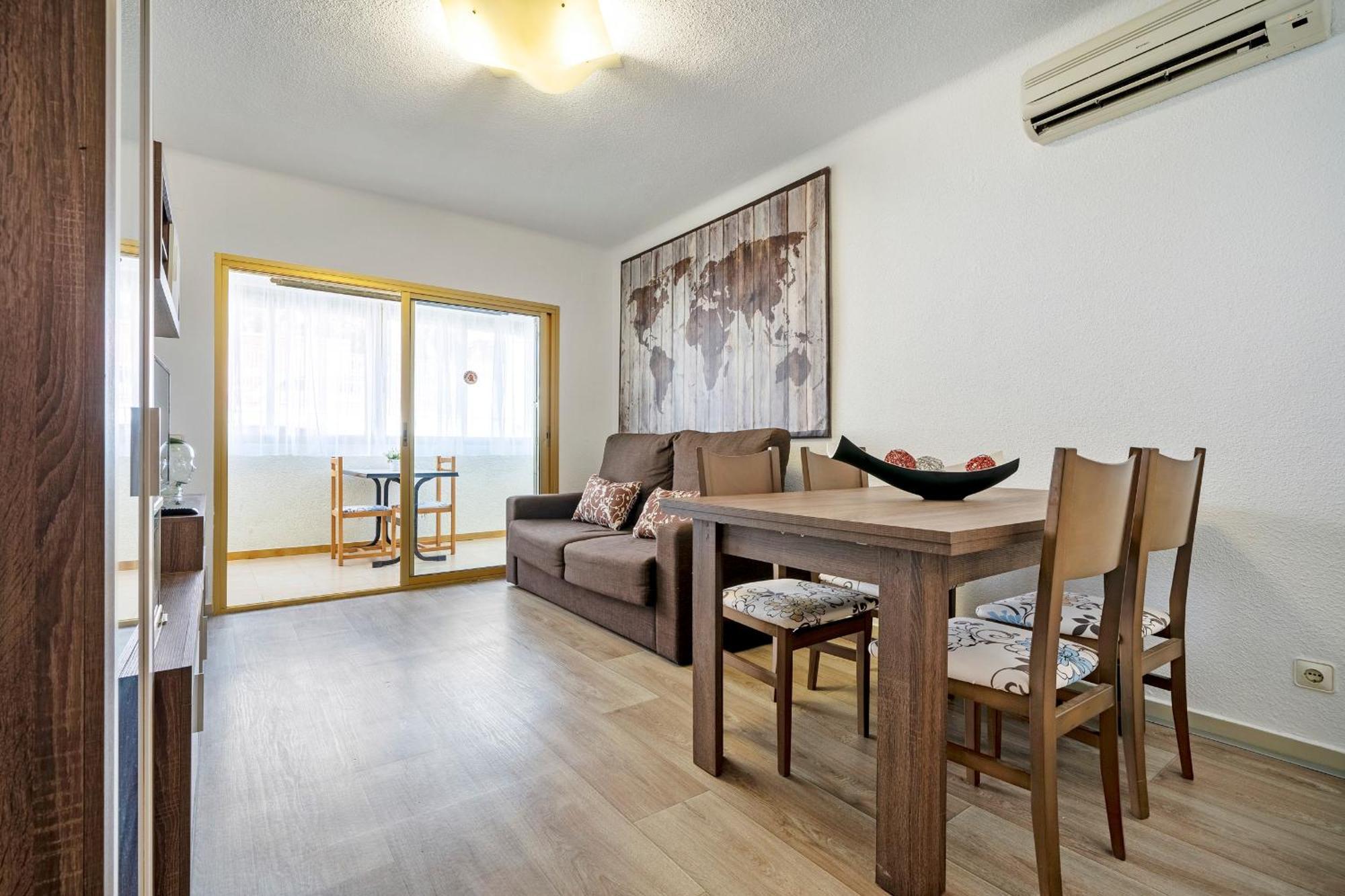 Hauzify I Apartaments Reddis Камбрильс Экстерьер фото